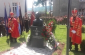 OTKRIVANJE POPRSJA DAMIRA TOMLJANOVIĆA GAVRANA